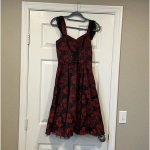 Red and black rose print lace front dress